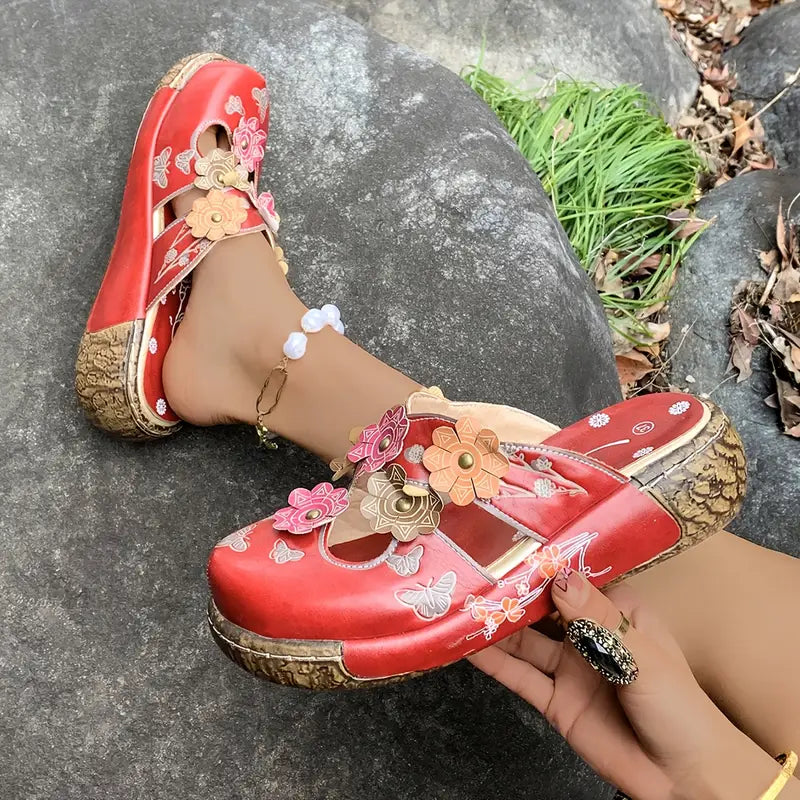 Selor | Retro Red Floral Sandals